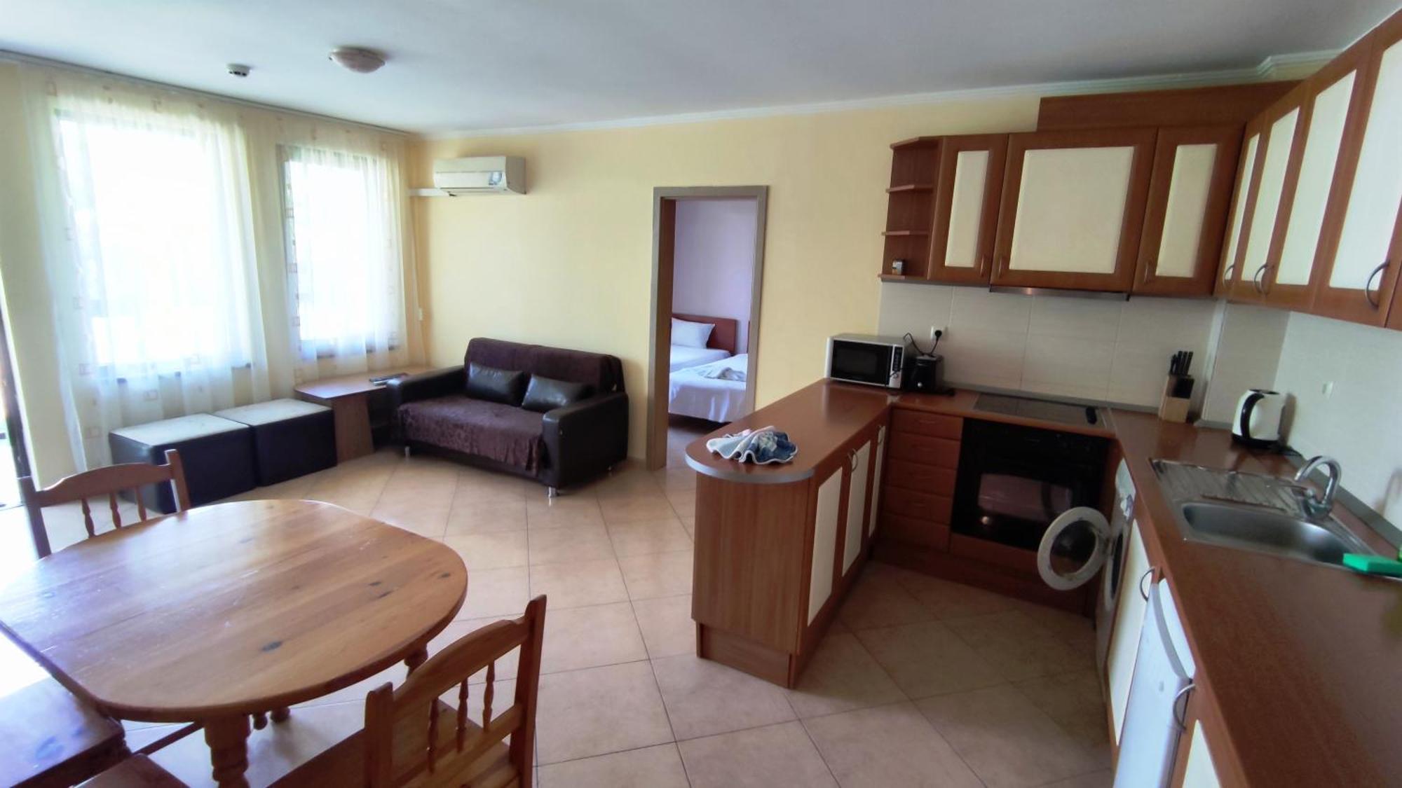 Marina Delfin Apartments - Top Location & Pet Friendly Sveti Vlas Eksteriør billede