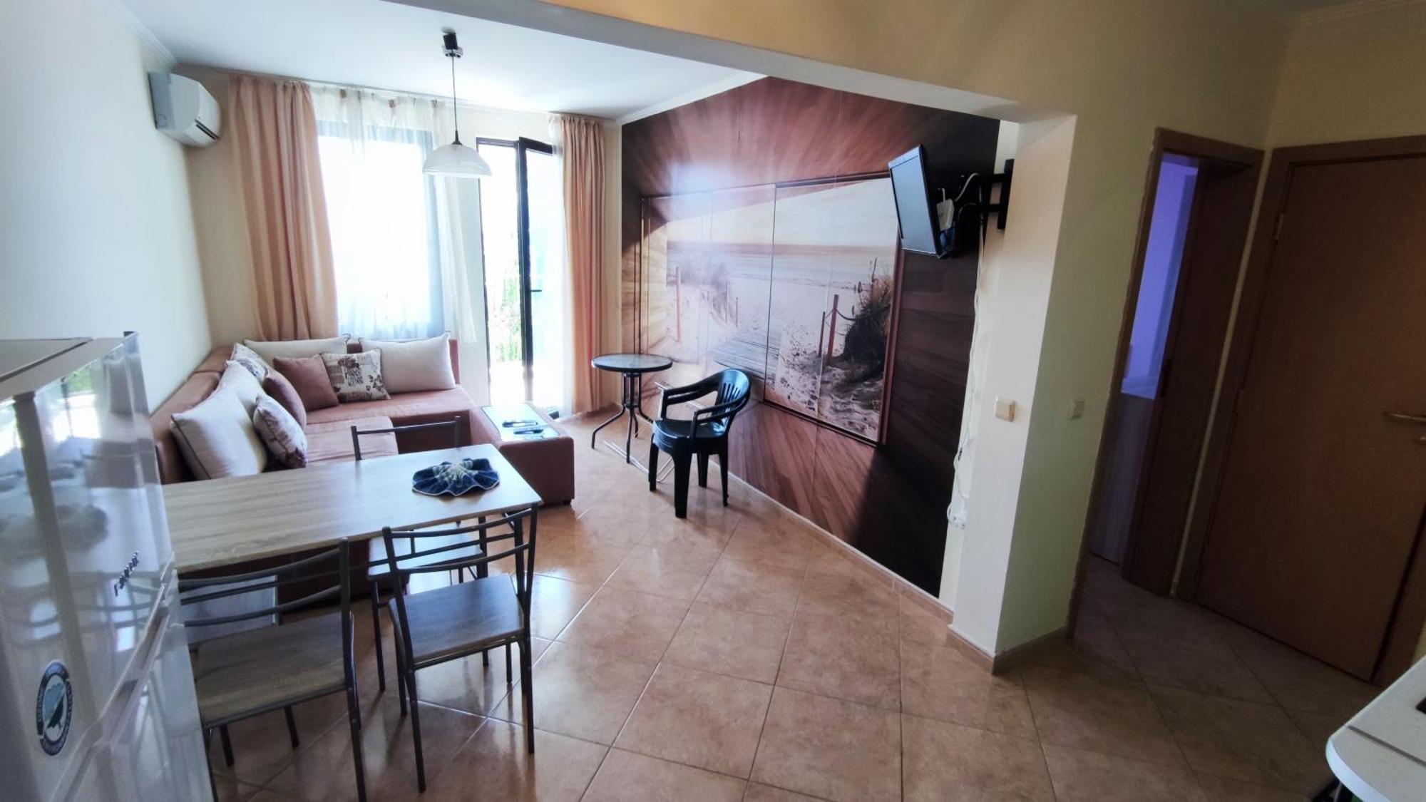 Marina Delfin Apartments - Top Location & Pet Friendly Sveti Vlas Eksteriør billede